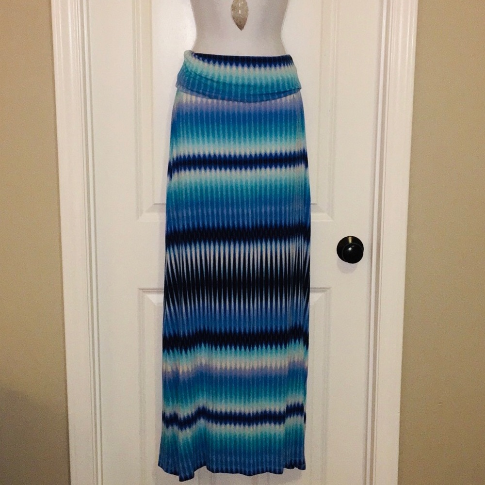 Maxi skirt